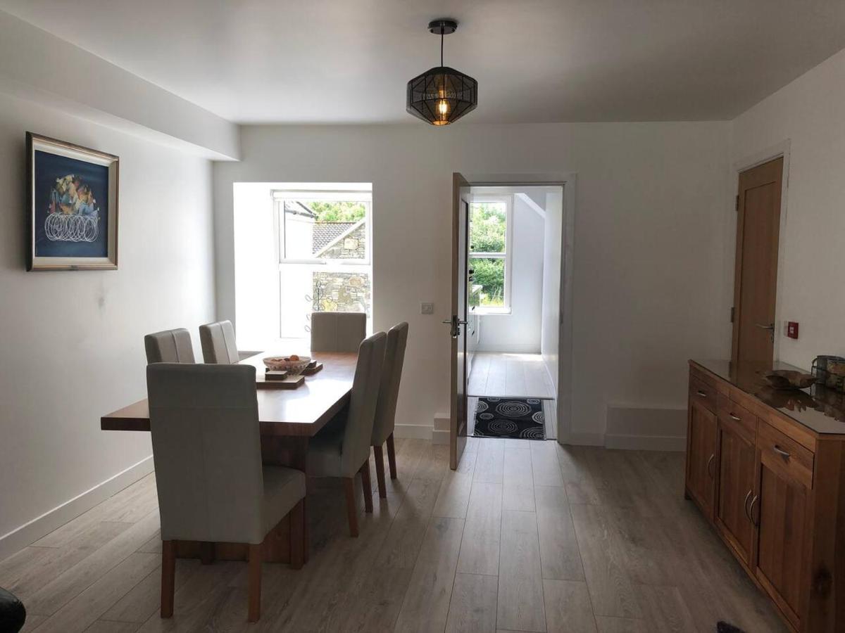 Perfect Apartment In Ideal Location Ennistimon Exterior photo